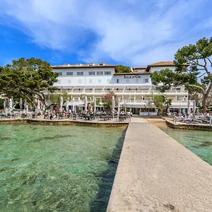 Illa D'or & Club Apts 4* Sup 4*, Port de Pollenca Spain